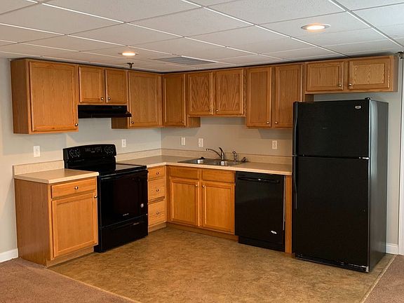 2nd image of 821 E Walnut St APT 205