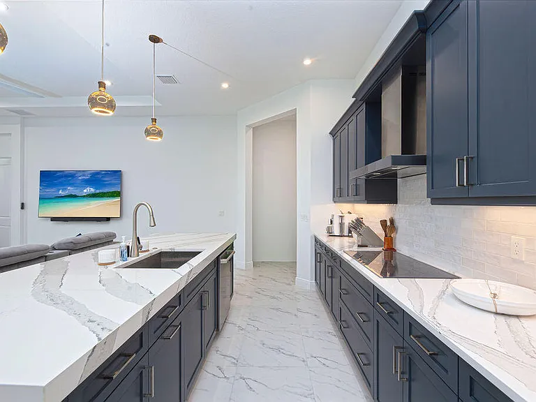 11338 SW Pietra Way — Photo 8