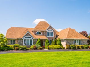 6 Farmstead Rd, Denville, NJ 07834