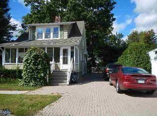629 N 5th St, Saint Clair, MI