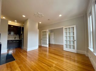 254 Newbury St #4, Boston, MA 02116
