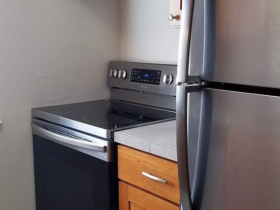 3rd image of 5923 SE 83rd Ave #10710845