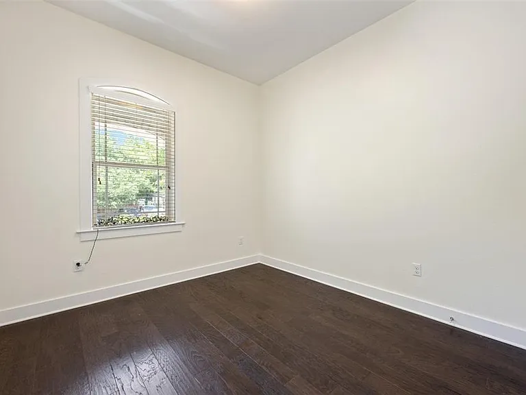5407 Link Ave — Photo 26