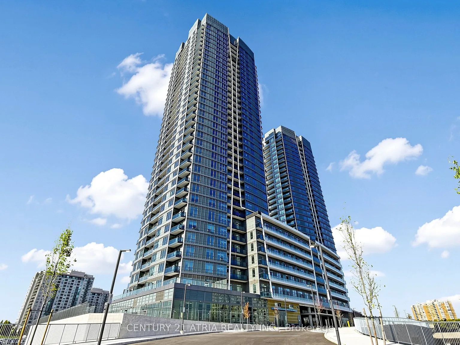 2 bed, $2,350 — Photo 1