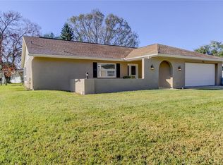 7926 Foxwood Dr, New Port Richey, FL 34653