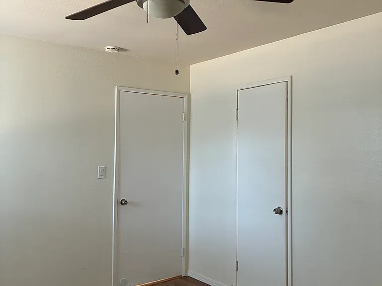 1945 Darrah St #4 — Photo 6