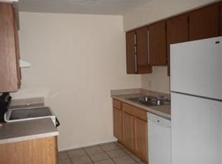 5944 W Crestwood Way APT 2, Glendale, AZ 85301