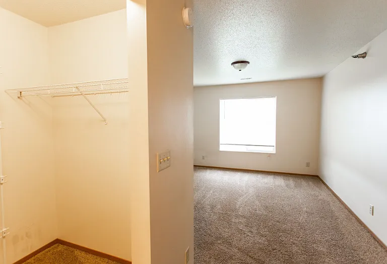 Maple Park Apartments — Photo 7
