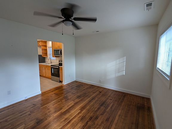 2nd image of 6018 Club Rd APT B