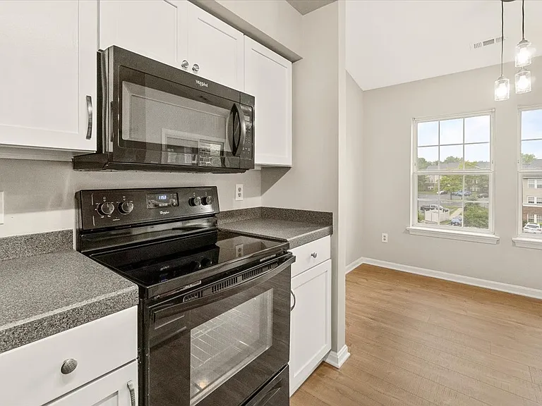 2400 Dominion Dr #3E — Photo 13