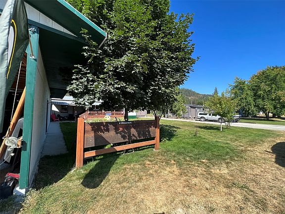 2nd image of 610/612 E Mineral Ave