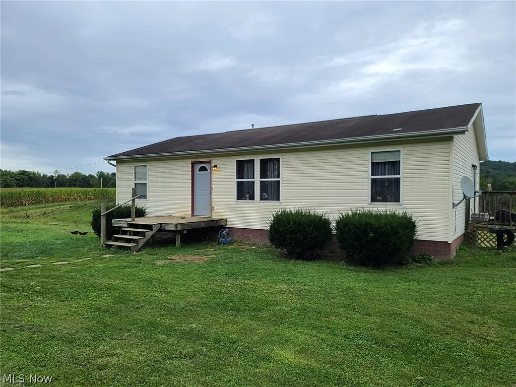 5135 Lambert Rd photo 1