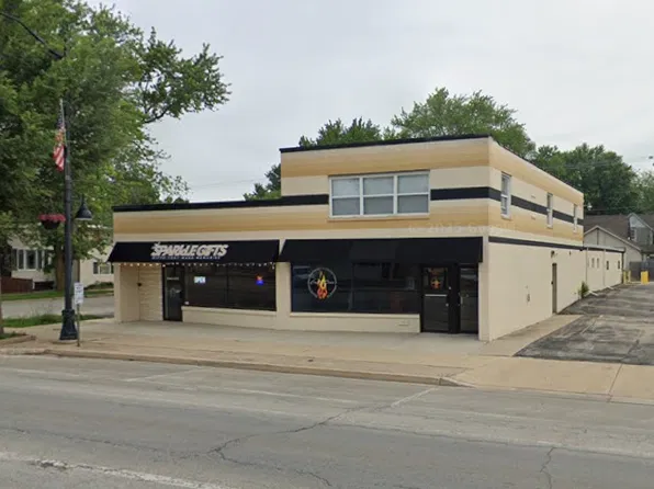 665 W Broadway St, Bradley, IL 60915