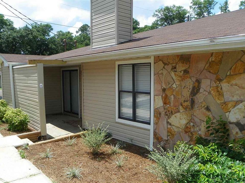 1st image of 6346 W Fairfield Dr APT D