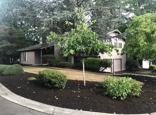 92 Tanglewood Dr, Lake Oswego, OR