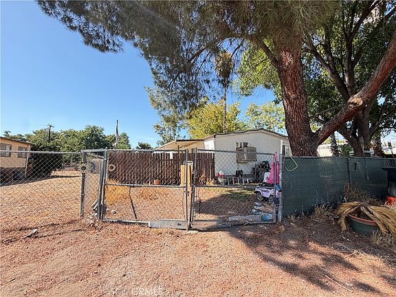2nd image of 32845 Morrison Pl