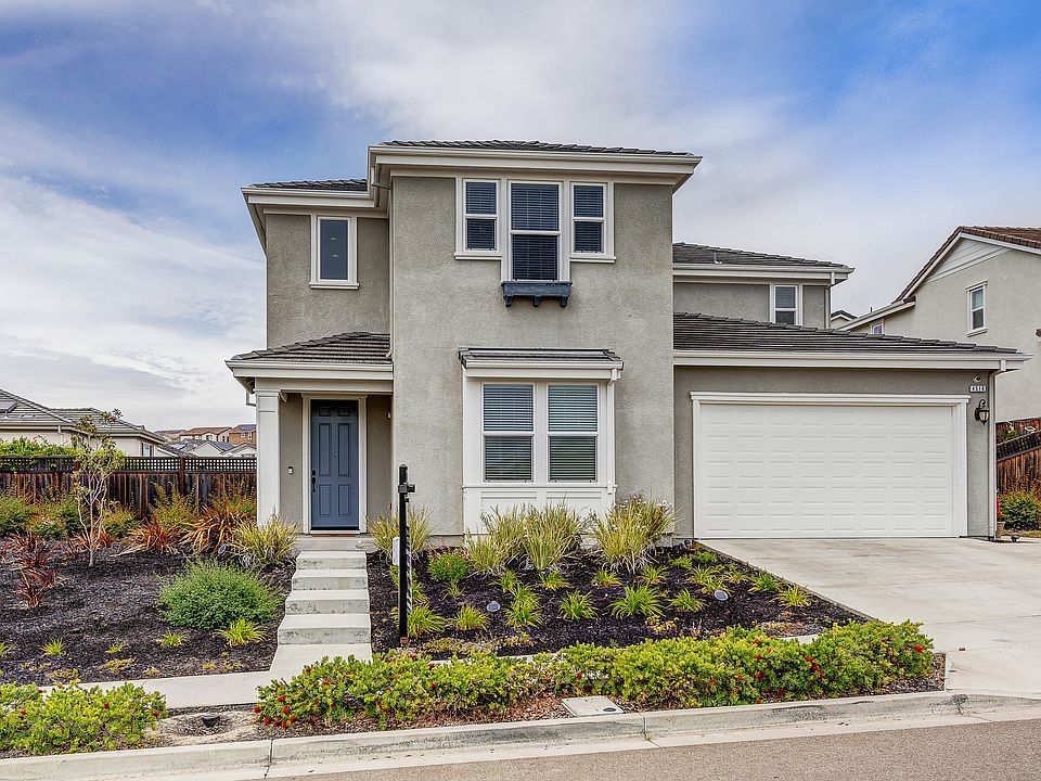 2nd image of 4518 La Vina St