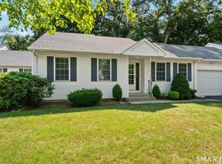 Collins Crossing, South Windsor, CT 06074