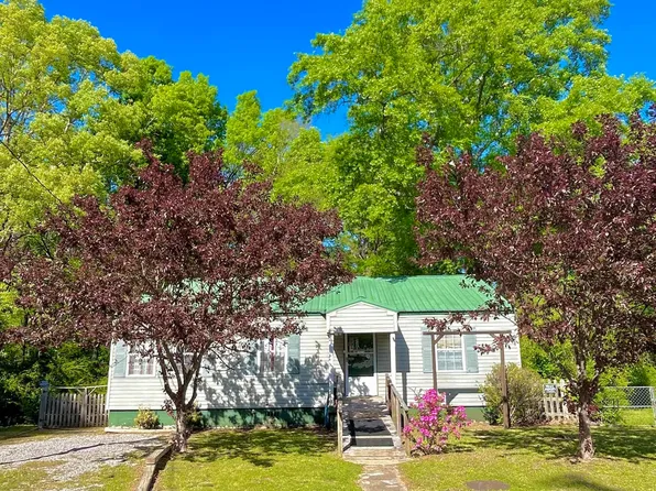 76 Pelham Hts, Anniston, AL 36206