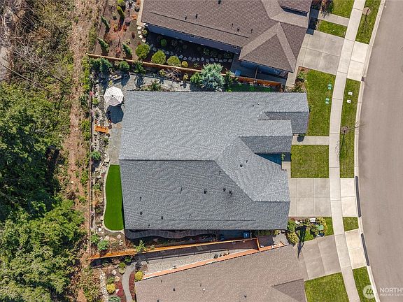 2nd image of 14907 183rd Avenue E