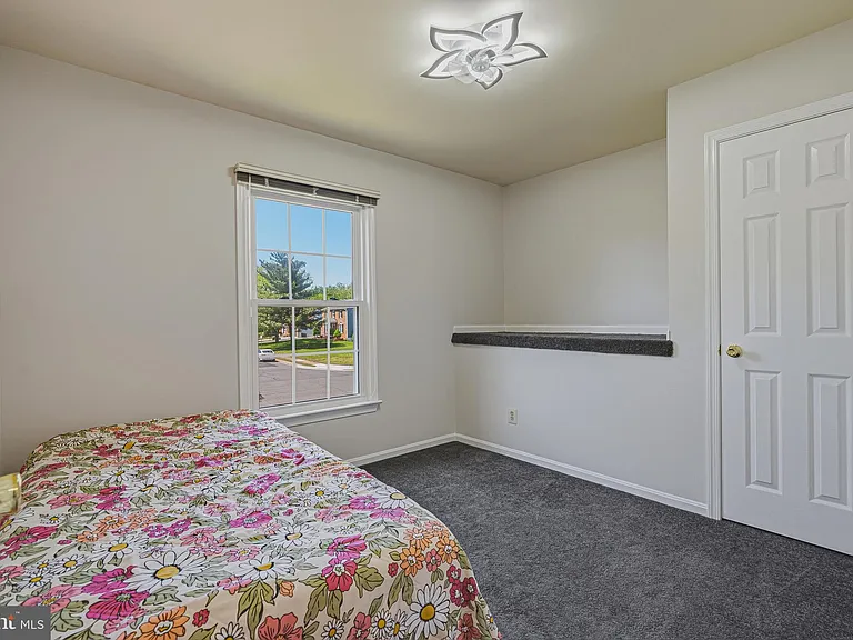 9729 Zimbro Ave — Photo 18
