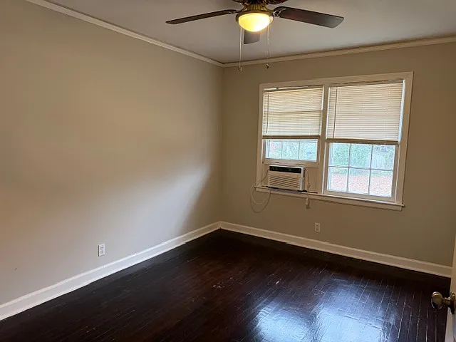 205 White Oak Dr #B — Photo 6