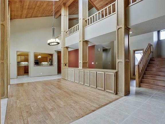 5th image of 2441 N Plumthicket Ct