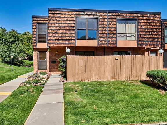3rd image of 6461 Welch Ct