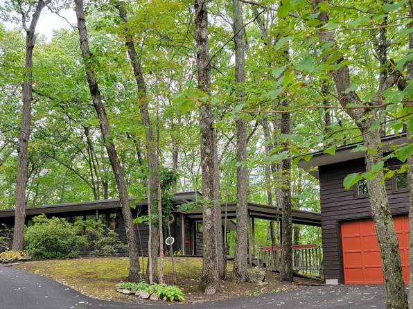 82 Little Pond Road, Concord, NH 03301
