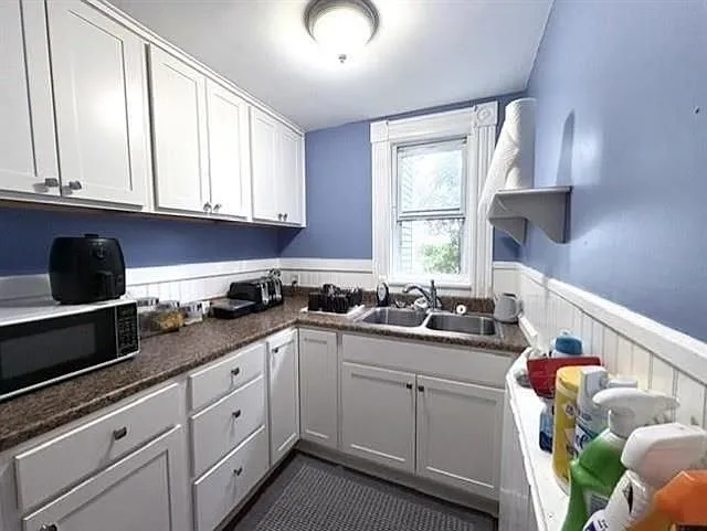 421 Laurel St #3 — Photo 3