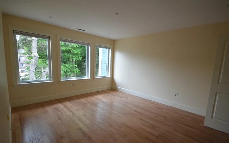 118-120 Tremont St #118 — Photo 9