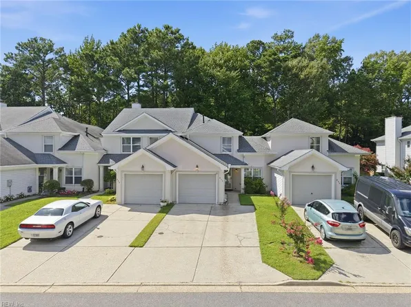 852 Royal Grove Ct, Chesapeake, VA 23320