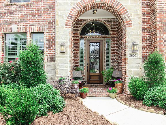 2nd image of 2809 Rocky Springs Dr
