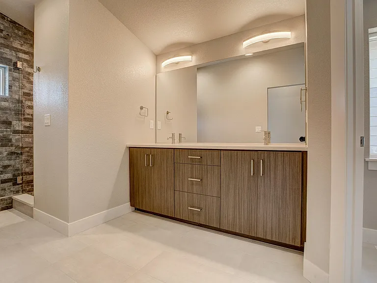 830 Cherokee Dr — Photo 11