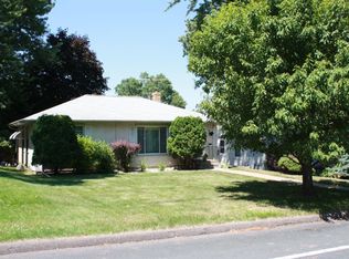 833 McKnight Rd N, Saint Paul, MN 55119