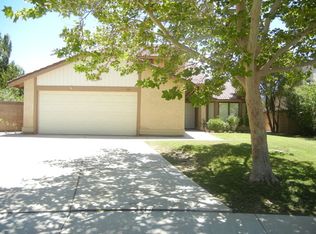 2816 Springfield Pl, Lancaster, CA 93536