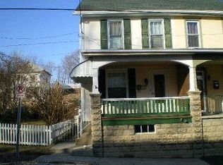 22 W Pottsville St, Pine Grove, PA 17963