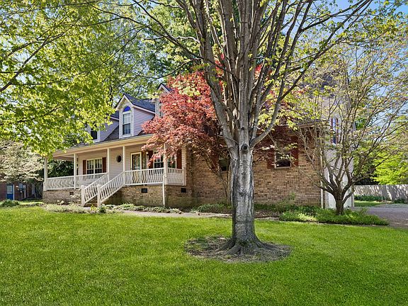 3rd image of 230 Shady Ln
