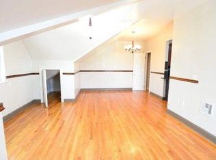 7030 70th St #2, Glendale, NY 11385