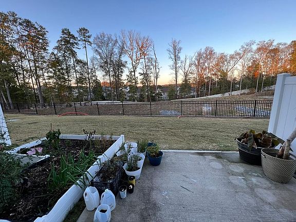 5th image of 1131 Southern Sugar Dr