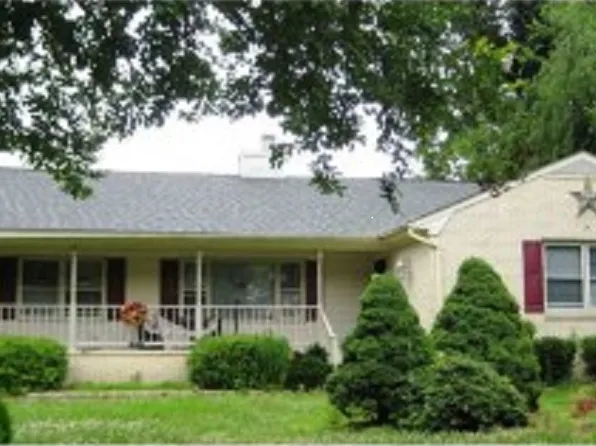 510 Wine St, Hampton, VA 23669