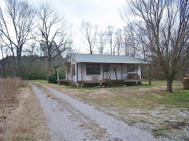 1st image of 40 James Dr