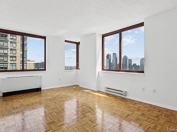 5th image of 4-74 48th Avenue #35F
