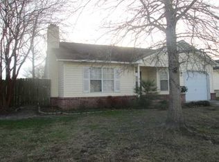 705 Oxford Rd, Ladson, SC 29456