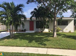9324 Bellewood St, Palm Beach Gardens, FL 33410