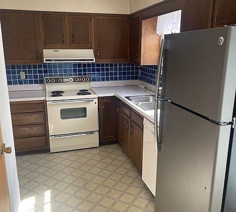 2nd image of 5207A Kentucky St
