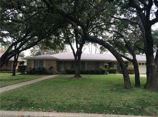 109 McAnear St, Cleburne, TX 76033