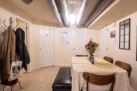 2 bed, 1.0 bath, $2,600 — Photo 3