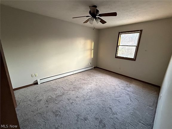 5th image of 912 Pearson Cir Unit 5