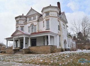 505 N Union St, Fostoria, OH 44830